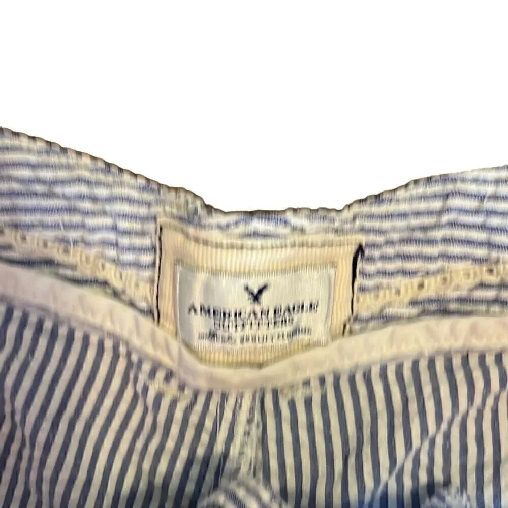 American eagle seer sucker short shorts. Size 12.